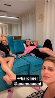 Karoline Lima feet photo thumbnail