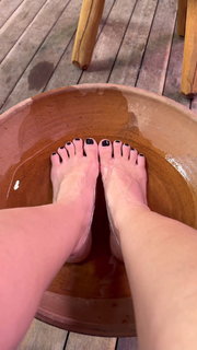 Karoline Lima feet photo thumbnail