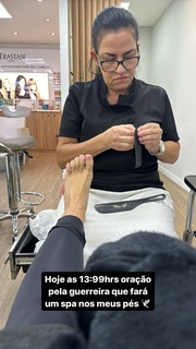 Karoline Lima feet photo thumbnail