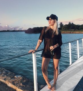 Karoline Lima feet photo thumbnail