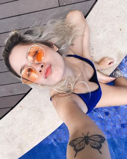 Karoline Lima feet photo thumbnail