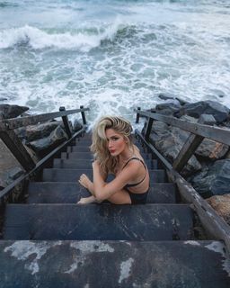 Karoline Lima feet photo thumbnail