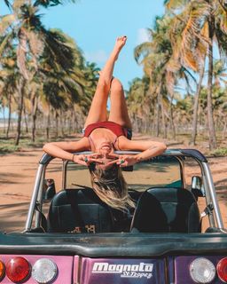 Karoline Lima feet photo thumbnail