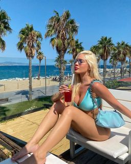 Karoline Lima feet photo thumbnail