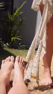 Karoline Lima feet photo thumbnail