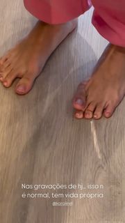 Karoline Lima feet photo thumbnail