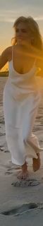 Karoline Lima feet photo thumbnail