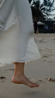 Karoline Lima feet photo thumbnail