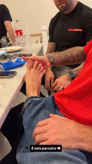 Karoline Lima feet photo thumbnail