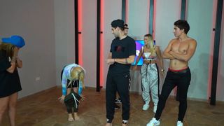 Karoline Lima feet photo thumbnail
