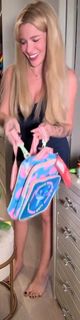 Karoline Lima feet photo thumbnail