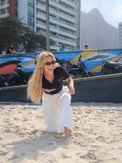 Karoline Lima feet photo thumbnail