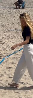 Karoline Lima feet photo thumbnail