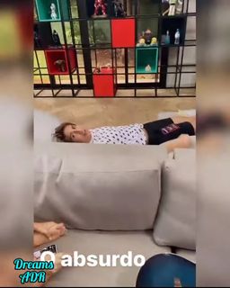 Karoline Lima feet photo thumbnail