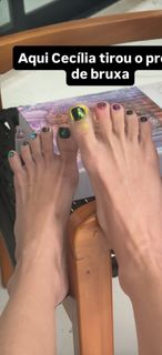 Karoline Lima feet photo thumbnail