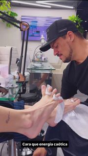 Karoline Lima feet photo thumbnail