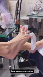 Karoline Lima feet photo thumbnail