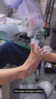 Karoline Lima feet photo thumbnail