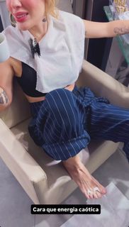 Karoline Lima feet photo thumbnail