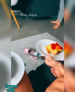 Karoline Lima feet photo thumbnail