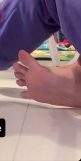 Karoline Lima feet photo thumbnail