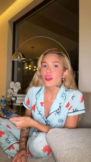 Karoline Lima feet photo thumbnail