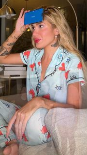 Karoline Lima feet photo thumbnail
