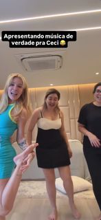 Karoline Lima feet photo thumbnail