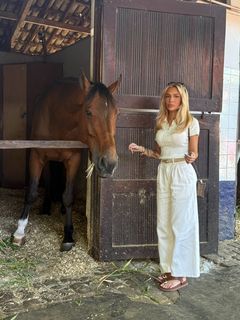 Karoline Lima feet photo thumbnail