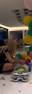 Karoline Lima feet photo thumbnail