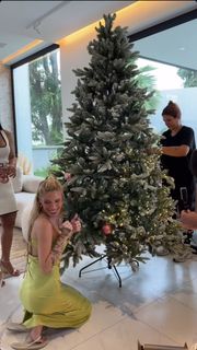 Karoline Lima feet photo thumbnail