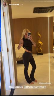 Karoline Lima feet photo 2