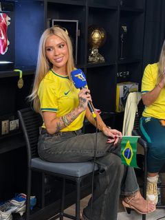 Karoline Lima feet photo 9