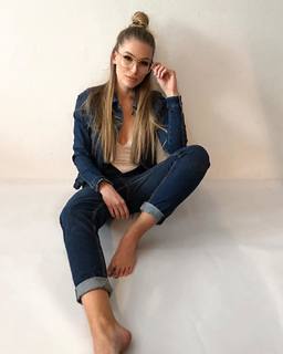 Karolína Malisová feet photo 3