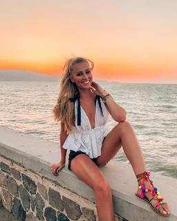 Karolína Malisová feet photo 5