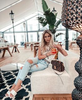 Karolína Malisová feet photo 11