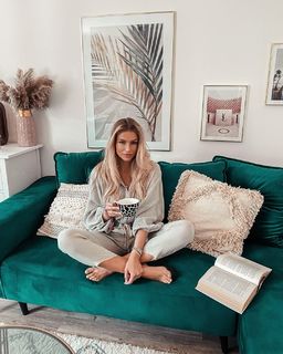 Karolína Malisová feet photo 3
