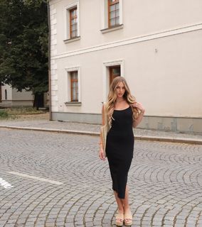 Karolína Malisová feet photo 12