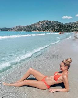 Karolína Malisová feet photo 5