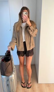Karolína Malisová feet photo 8