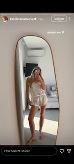 Karolína Malisová feet photo 2