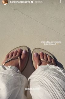 Karolína Malisová feet photo 20