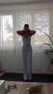 Karolína Malisová feet photo 3