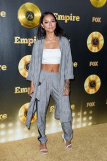 Karrueche Tran feet photo thumbnail