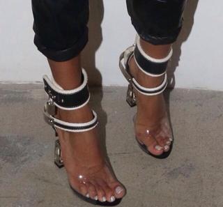 Karrueche Tran feet photo thumbnail