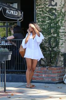 Karrueche Tran feet photo thumbnail