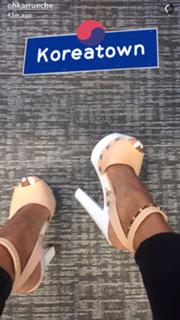 Karrueche Tran feet photo thumbnail