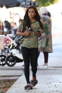 Karrueche Tran feet photo thumbnail
