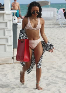 Karrueche Tran feet photo thumbnail
