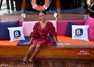 Karrueche Tran feet photo thumbnail